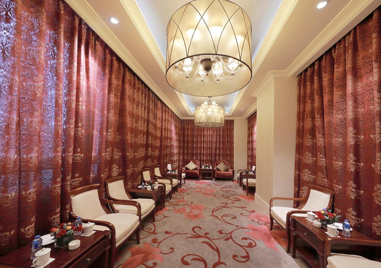 Howard Johnson Riverfront Plaza Fuzhou Фучжоу Екстер'єр фото