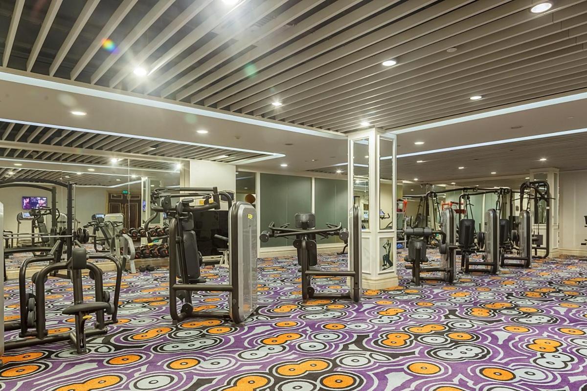 Howard Johnson Riverfront Plaza Fuzhou Фучжоу Екстер'єр фото