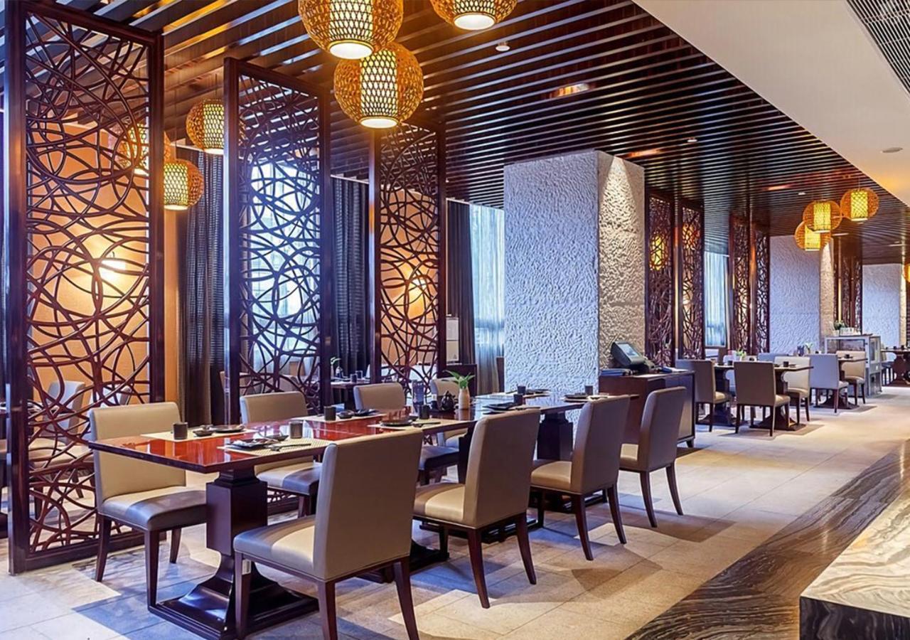Howard Johnson Riverfront Plaza Fuzhou Фучжоу Екстер'єр фото